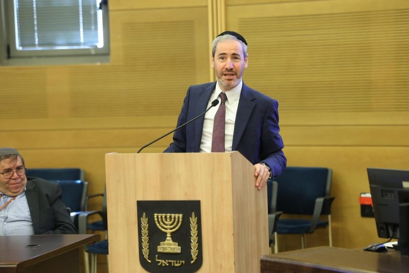 יחצ