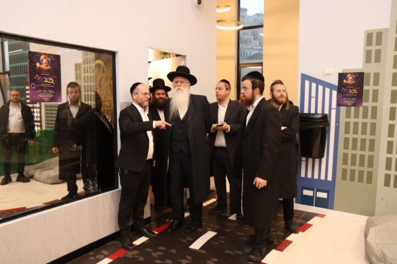 באדיבות המצלם