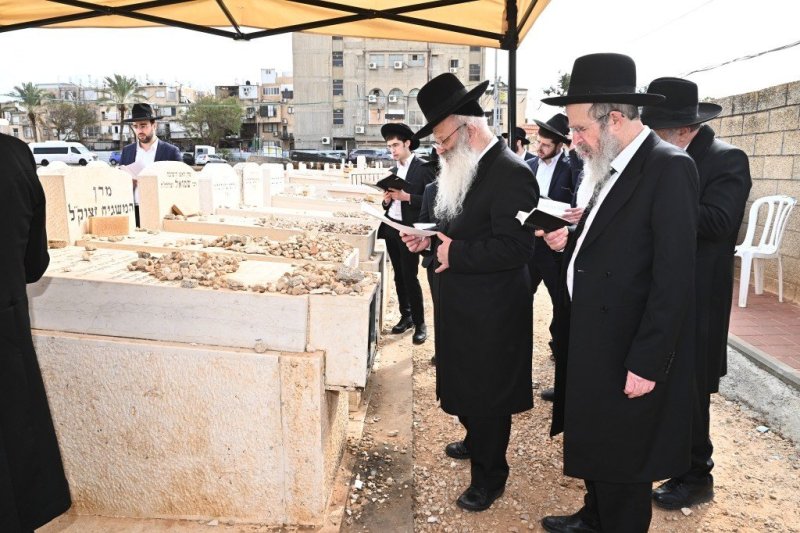 שוקי לרר