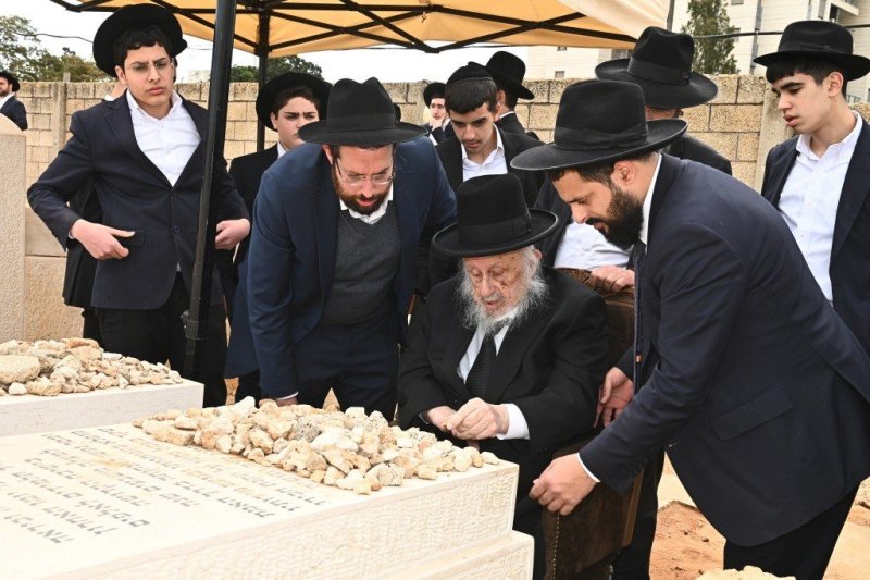 שוקי לרר