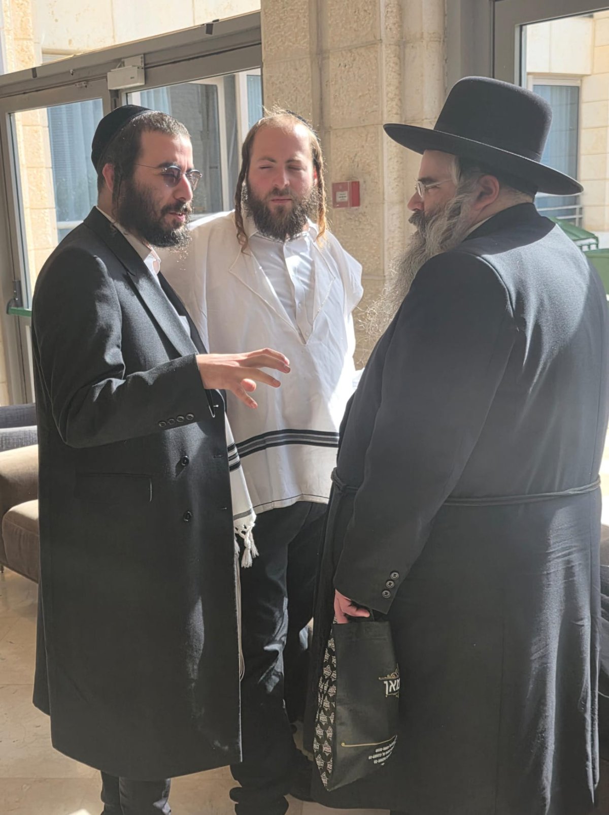 באדיבות המצלם