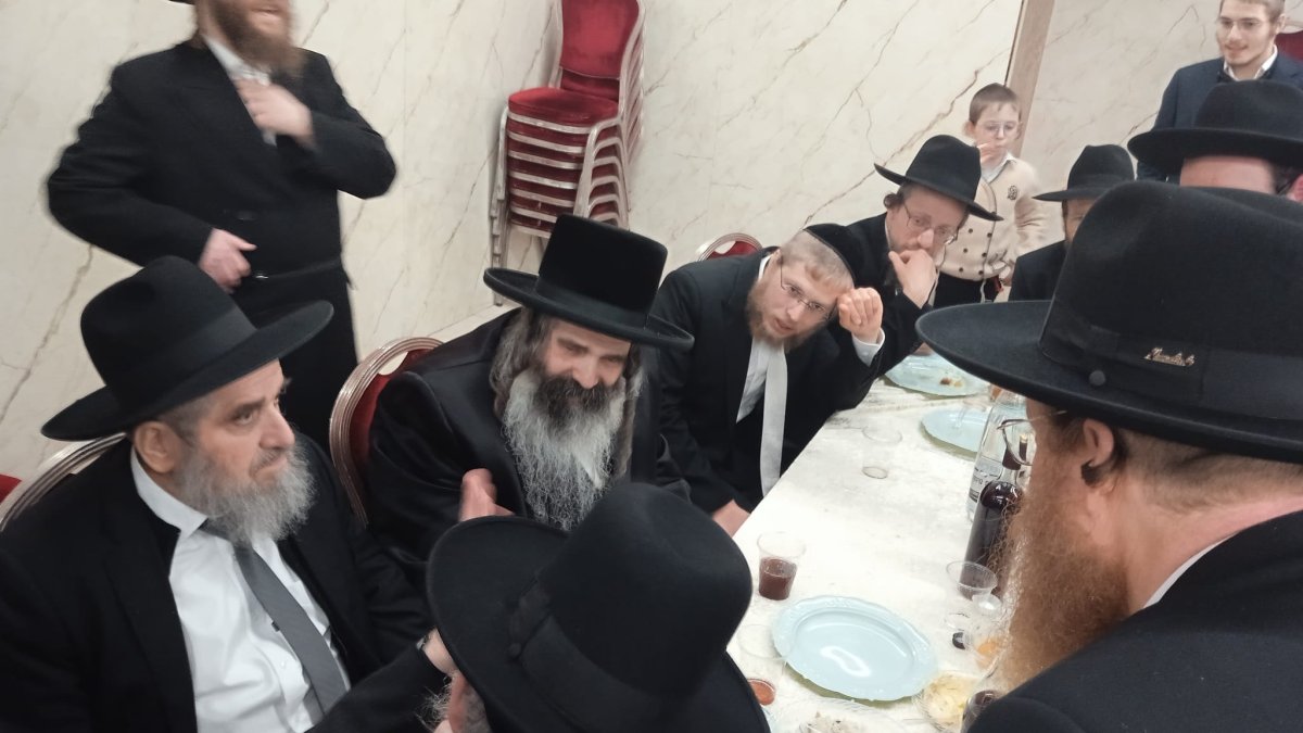 באדיבות המצלם
