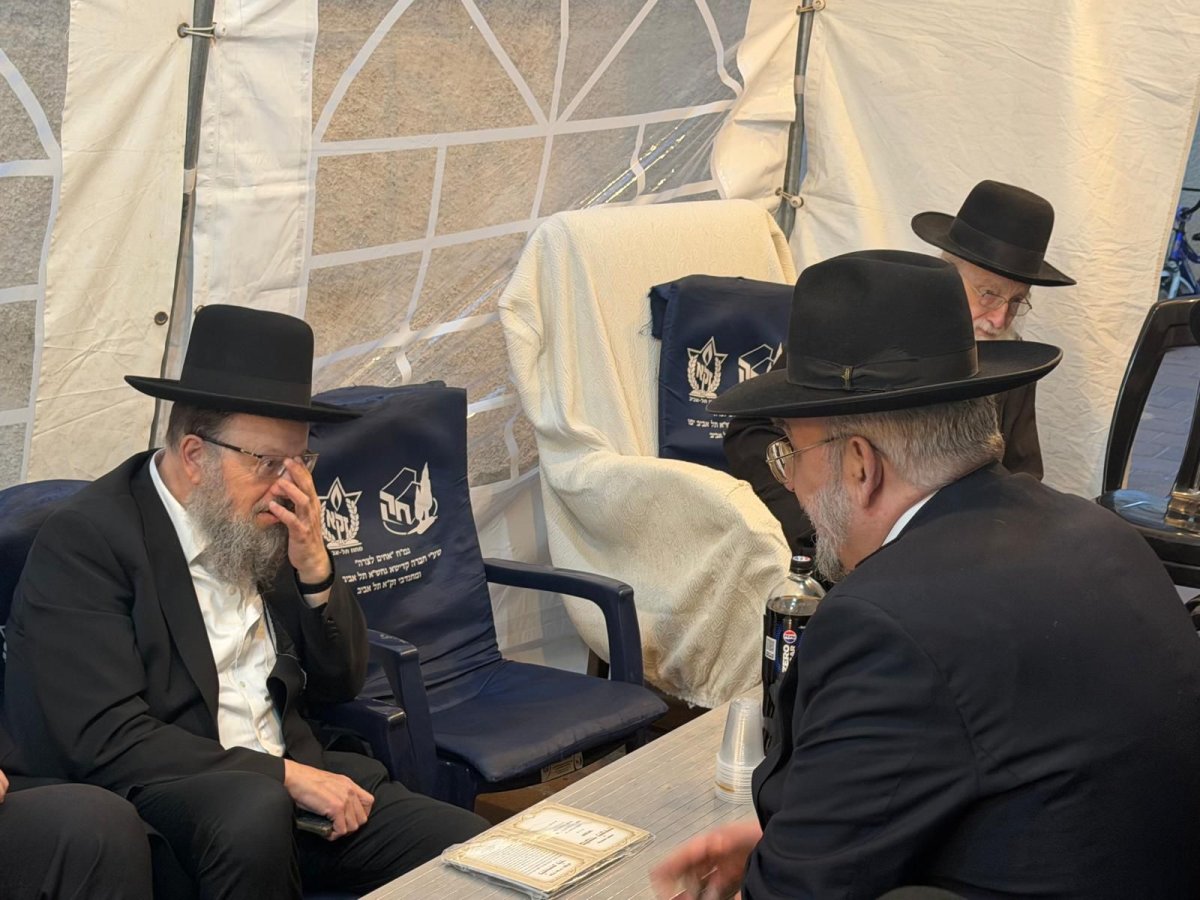 באדיבות המצלם