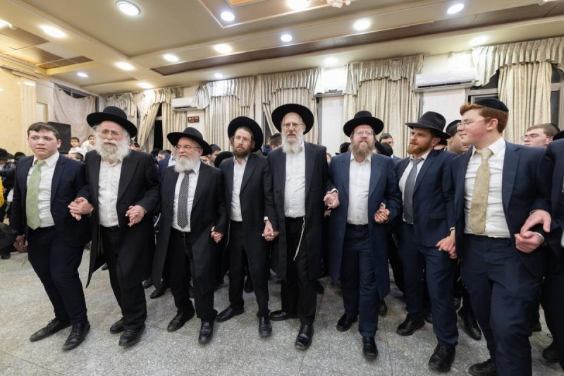 שמוליק קורלנסקי