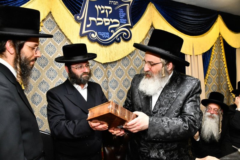 שוקי לרר