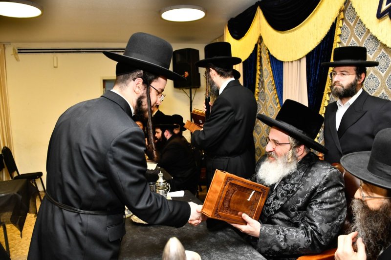 שוקי לרר
