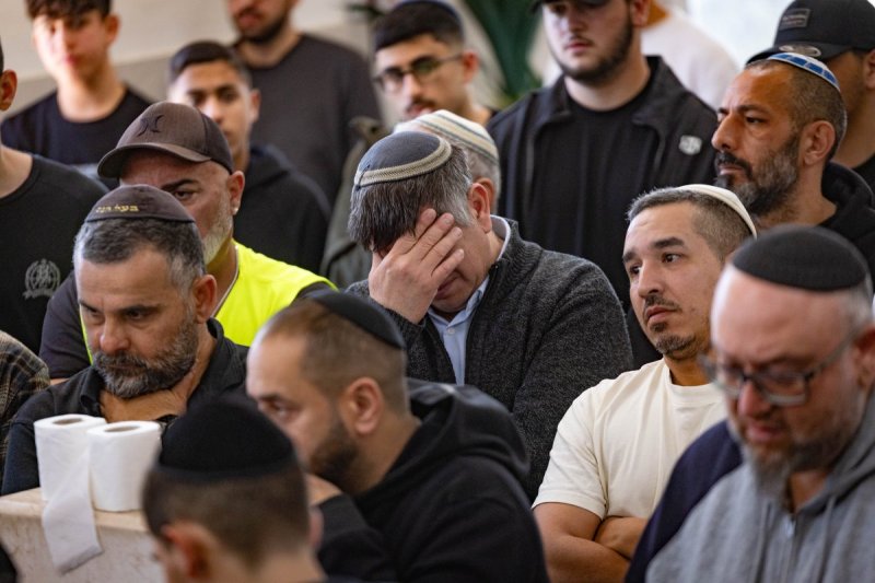 יונתן זינדל, פלאש 90