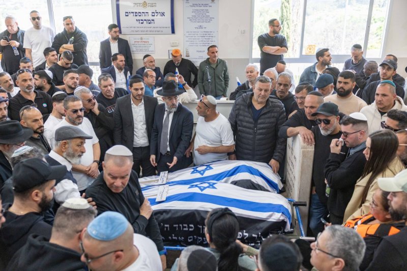 יונתן זינדל, פלאש 90