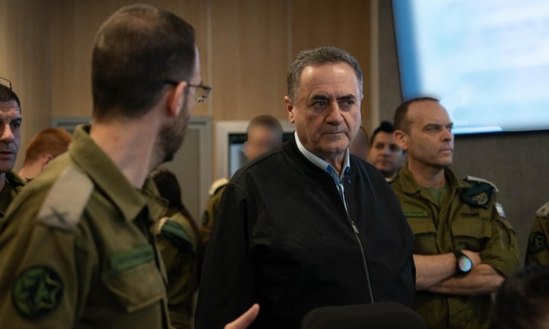שר הביטחון באיום על חיזבאללה: "זאת רק ההתחלה"