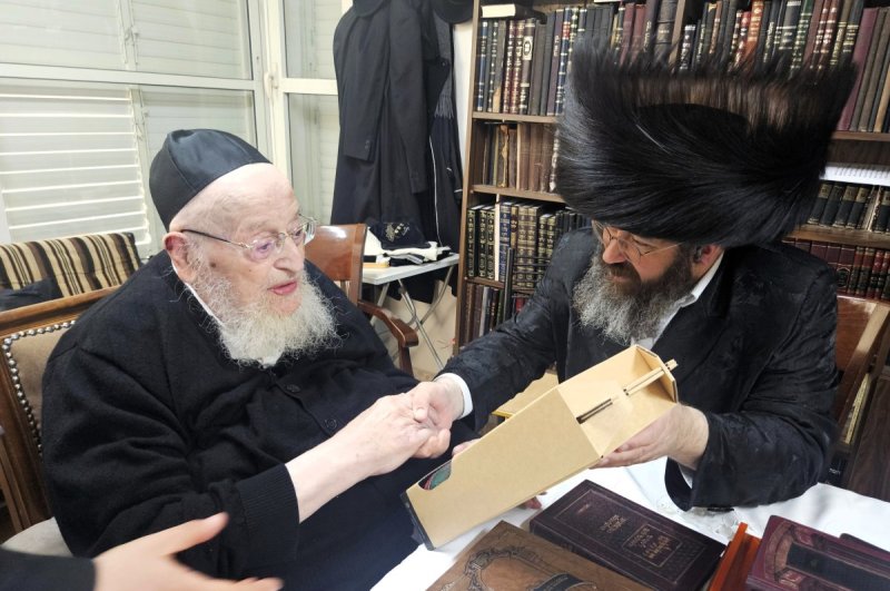 שוקי לרר