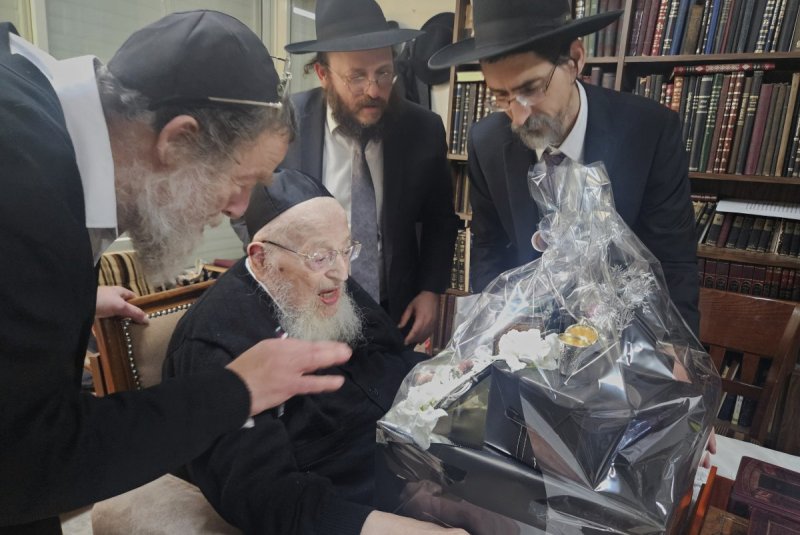 שוקי לרר