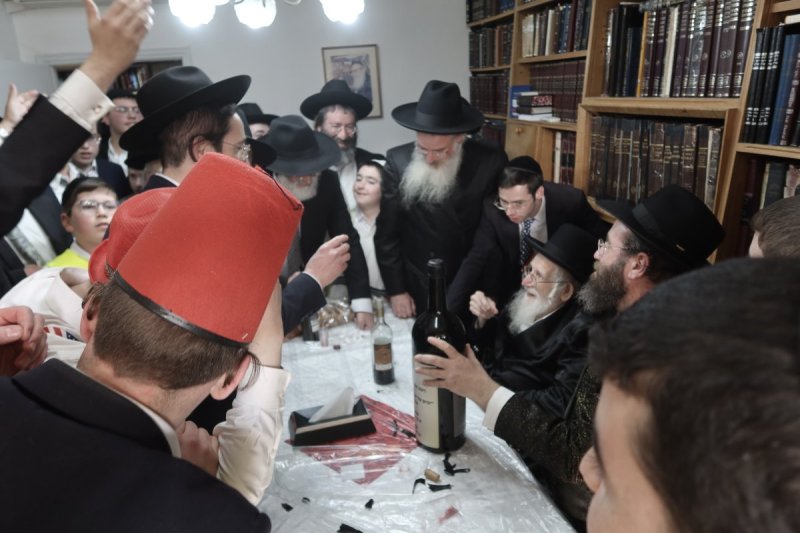 באדיבות המצלם