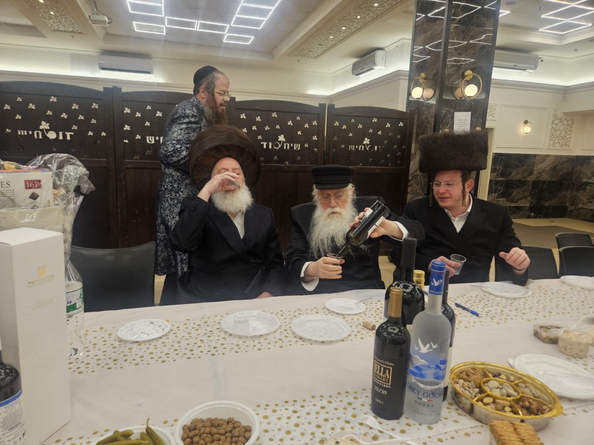באדיבות המצלם