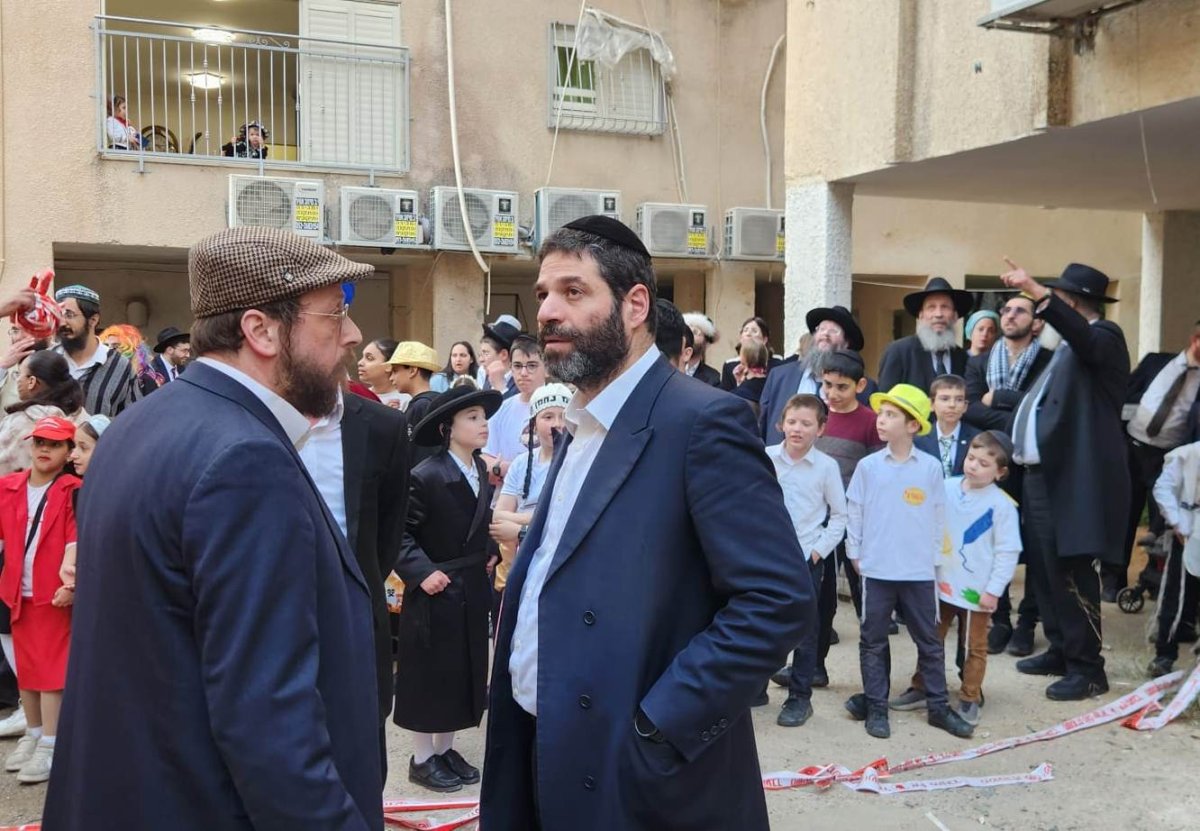 באדיבות המצלם