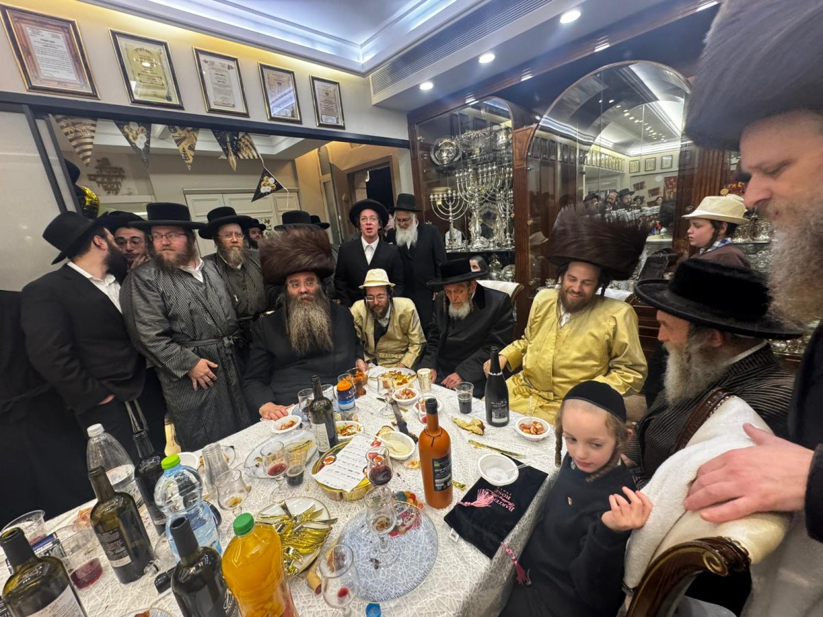 באדיבות המצלם