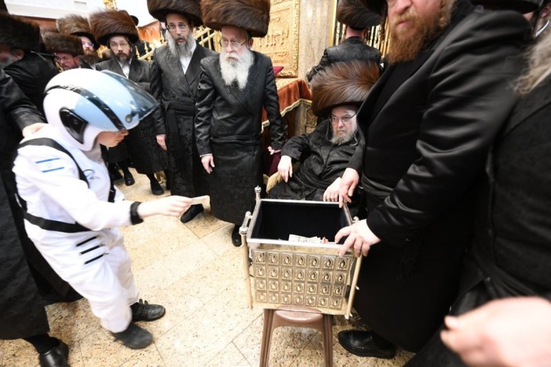 אנשיל בעק וא.מ.ש