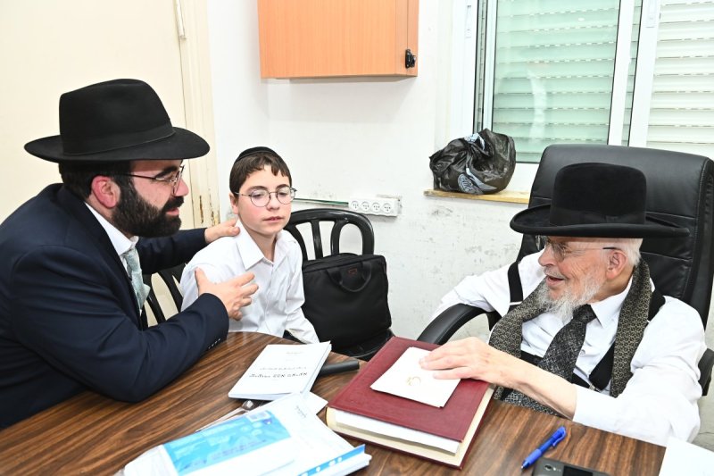 שוקי לרר