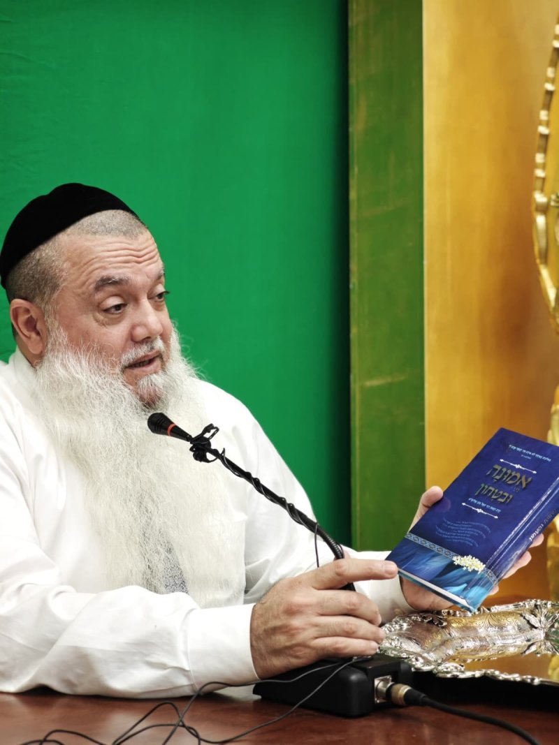 באדיבות המצלם
