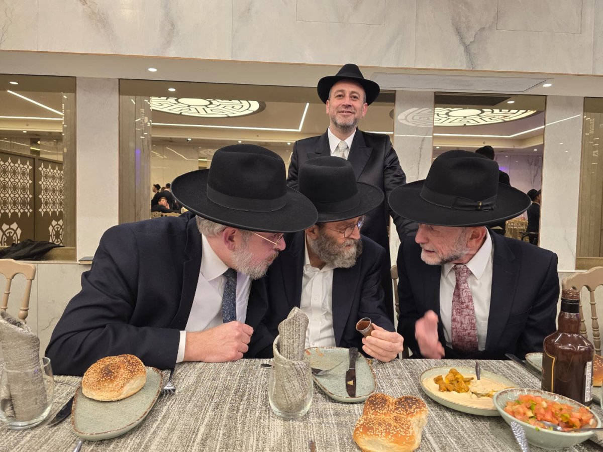 באדיבות המצלם