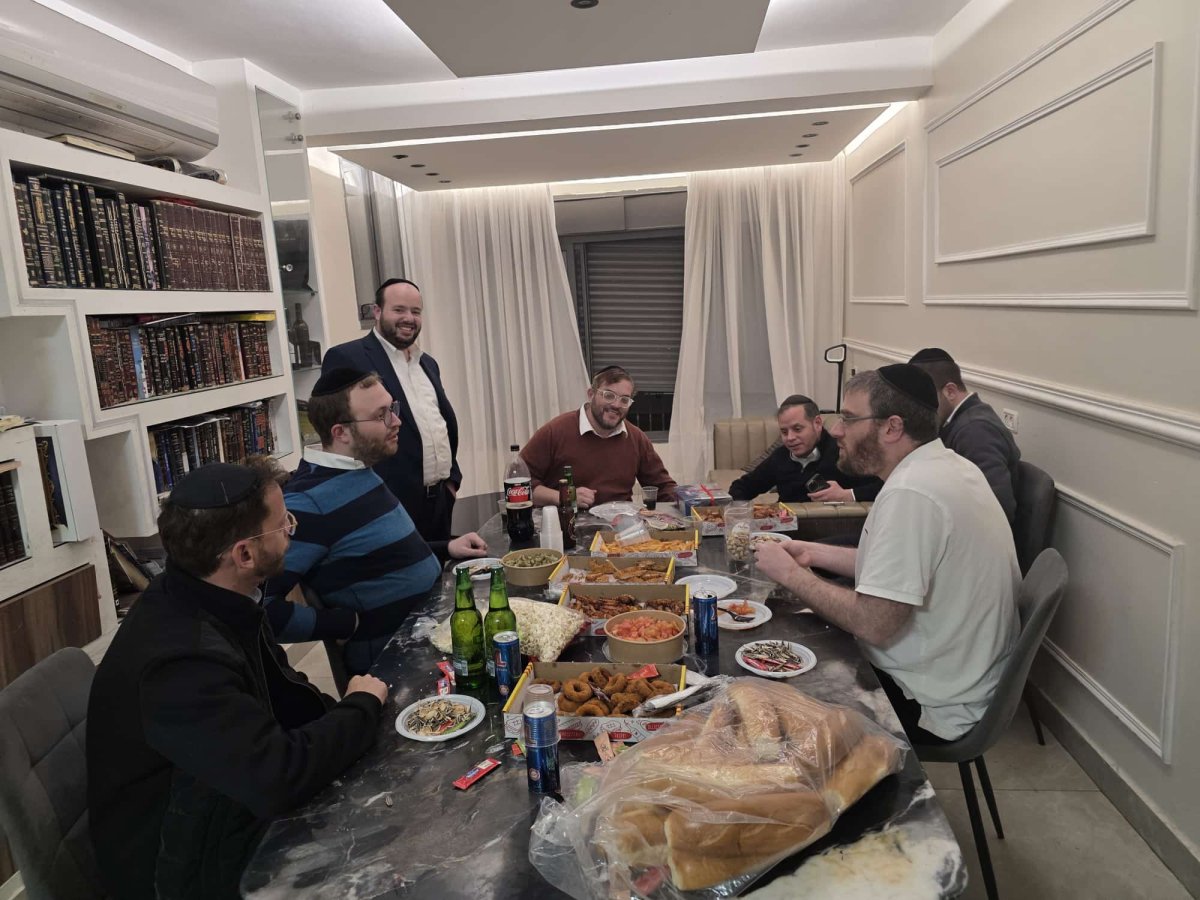 באדיבות המצלם