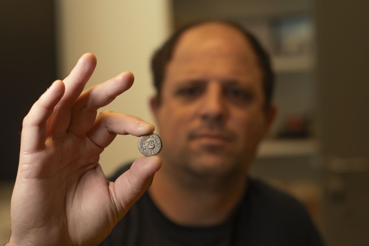 יולי שוורץ רשות העתיקות