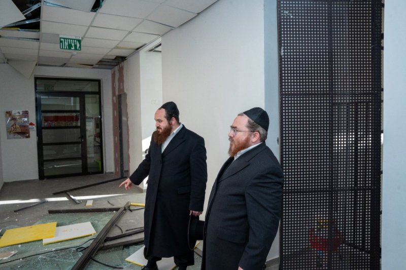 באדיבות המצלם