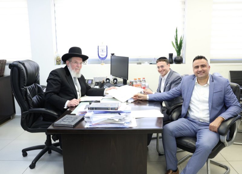 באדיבות המצלם