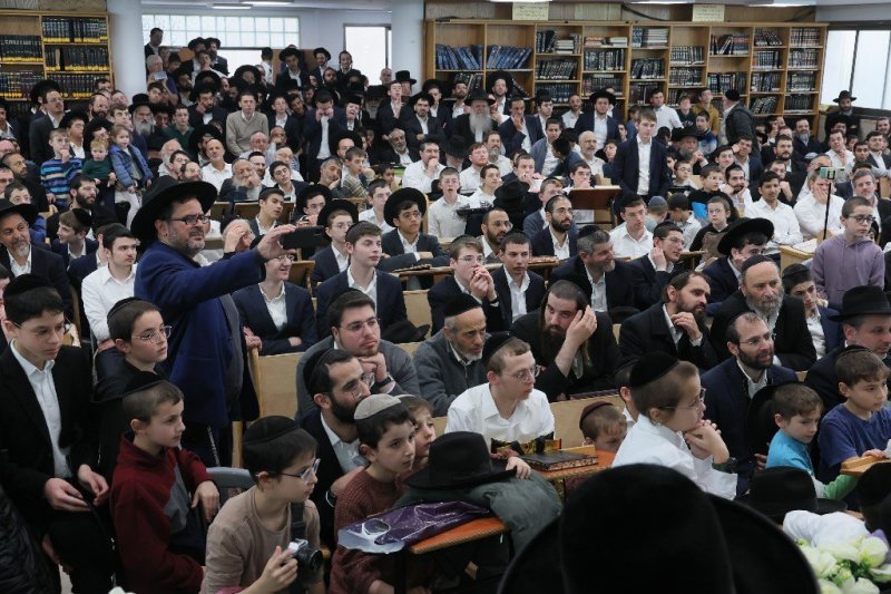 אברהם אבידן