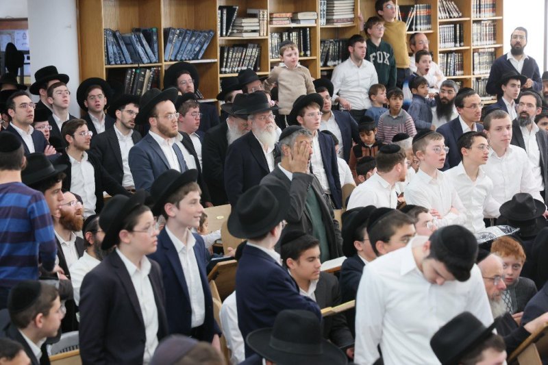 אברהם אבידן