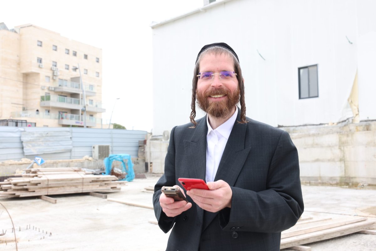 באדיבות המצלם