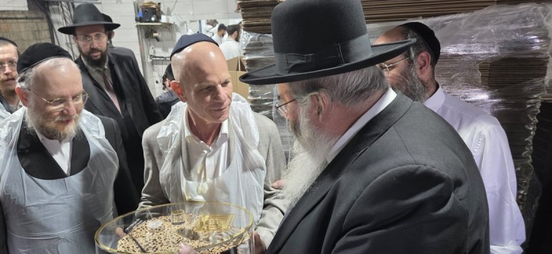 יחצ
