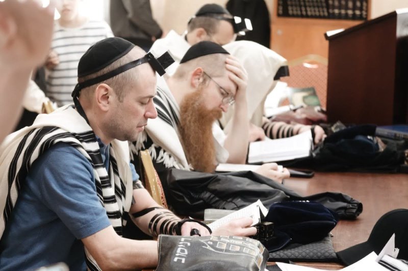 לוי נאזרוב