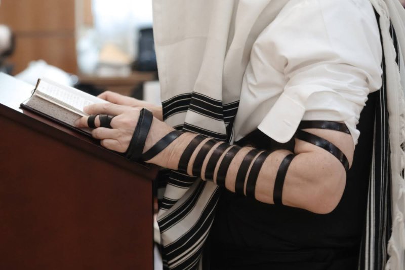 לוי נאזרוב