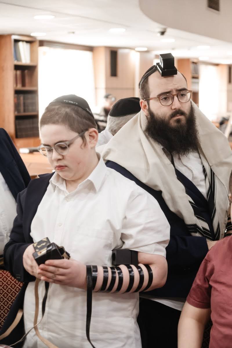 לוי נאזרוב