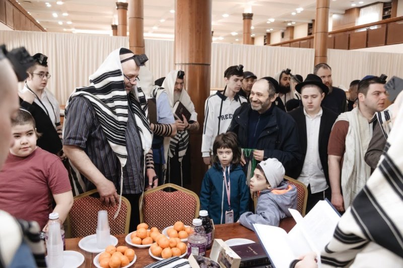 לוי נאזרוב