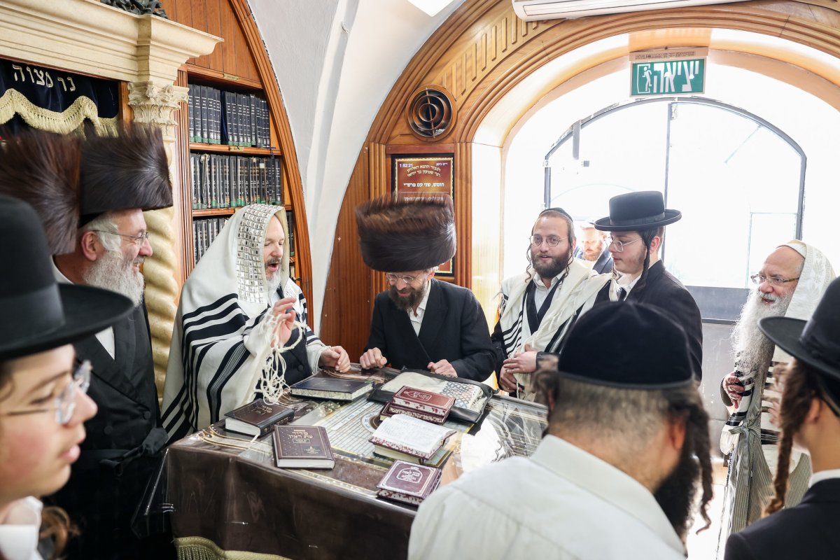 באדיבות המצלם