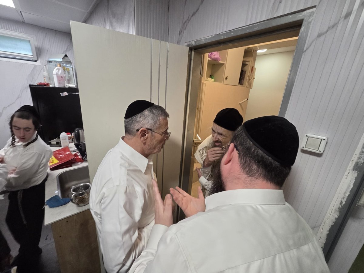 באדיבות המצלם