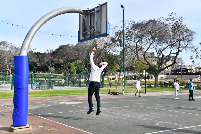 שוקי לרר