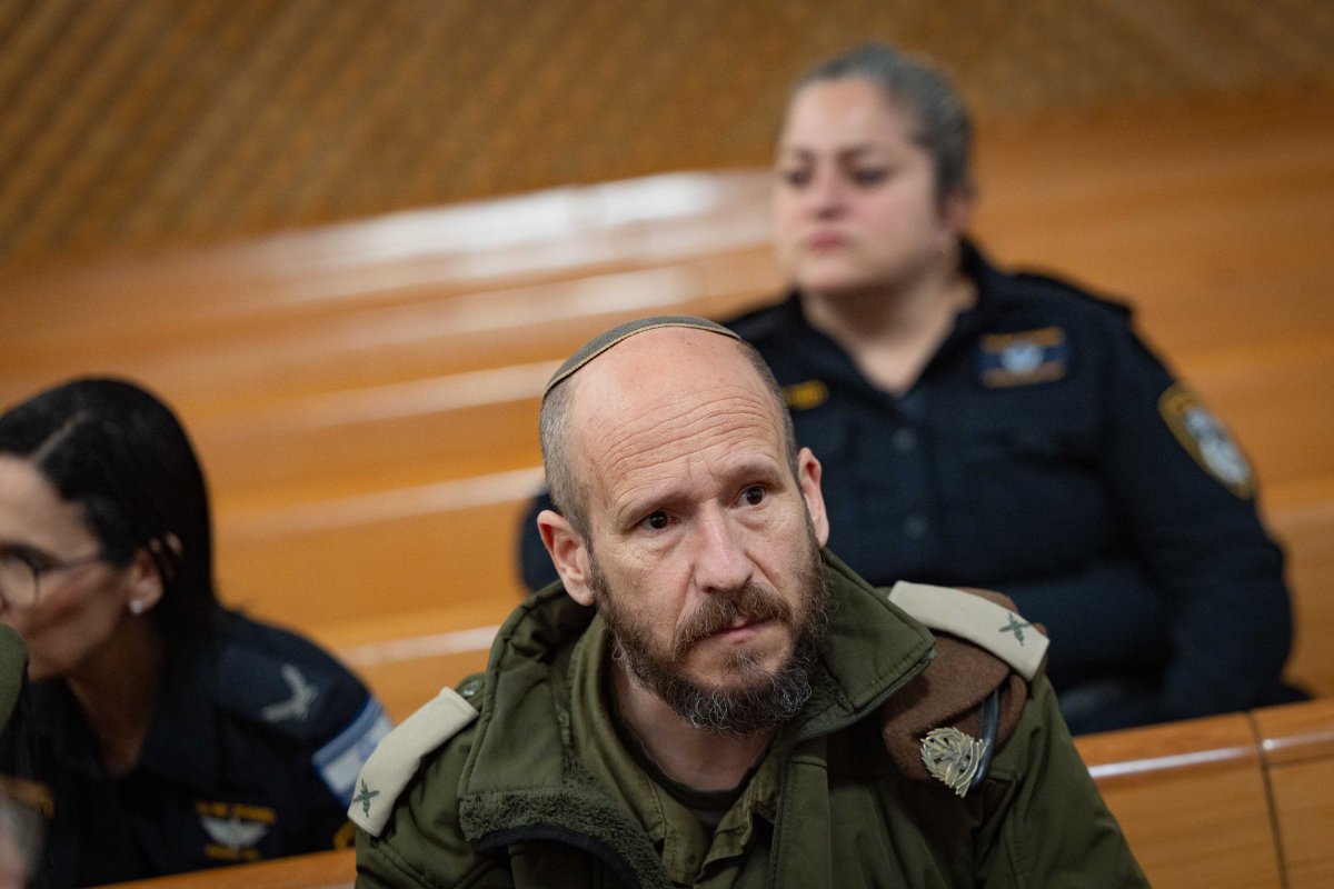יונתן סינדל, פלאש 90