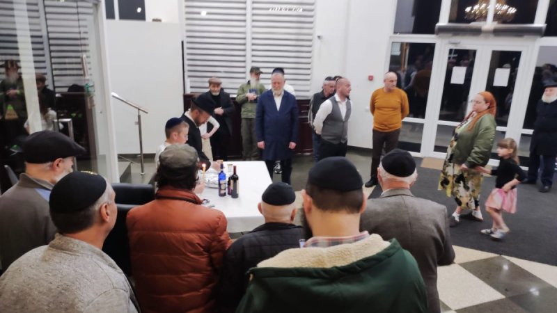באדיבות המצלם