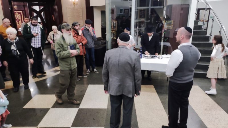באדיבות המצלם