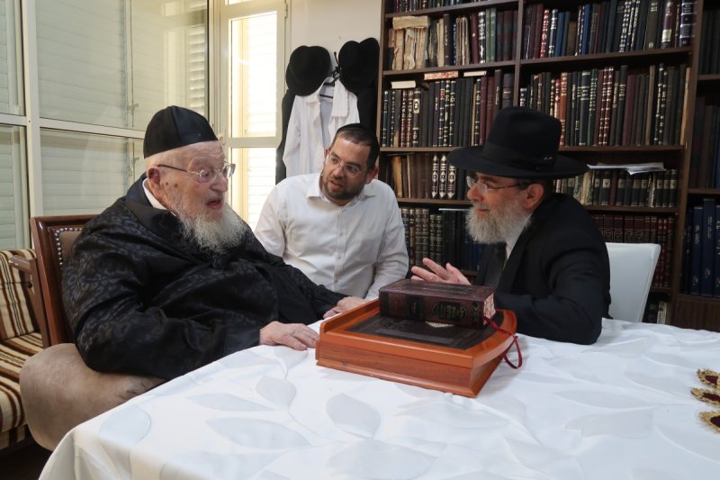 שוקי לרר