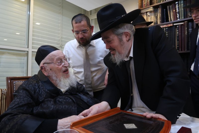 שוקי לרר