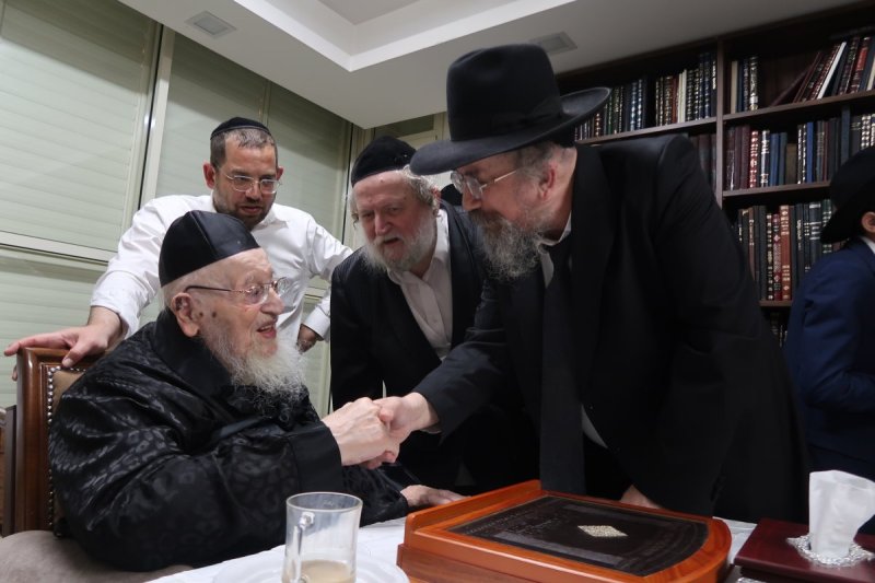 שוקי לרר