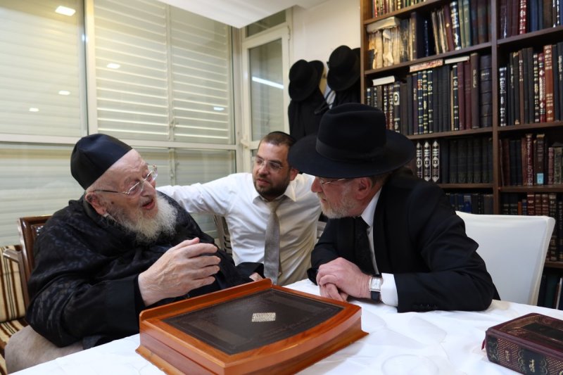 שוקי לרר