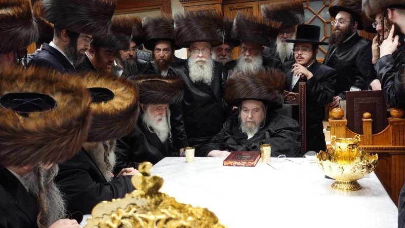 אנשיל בעק וא.מ.ש