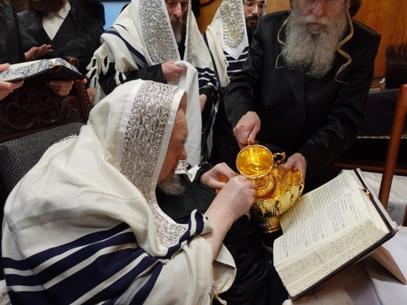 אנשיל בעק וא.מ.ש