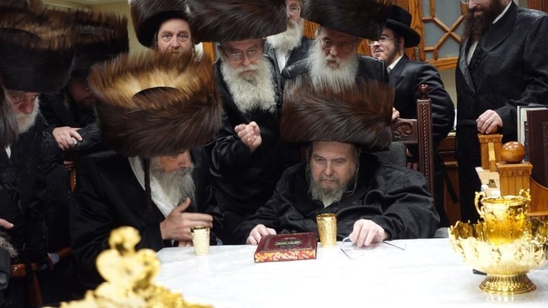 אנשיל בעק וא.מ.ש