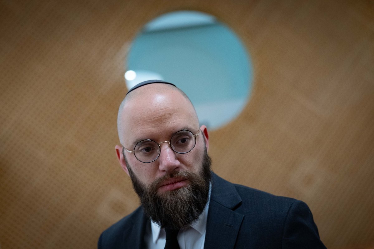 יונתן סינדל, פלאש 90