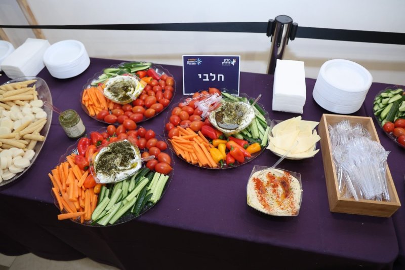 נועם אליהו